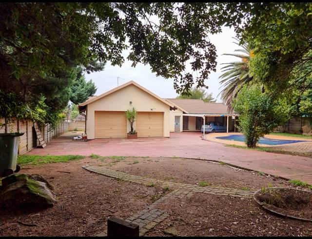 4 BEDROOM HOUSE RENTED IN BRACKENDOWNS
